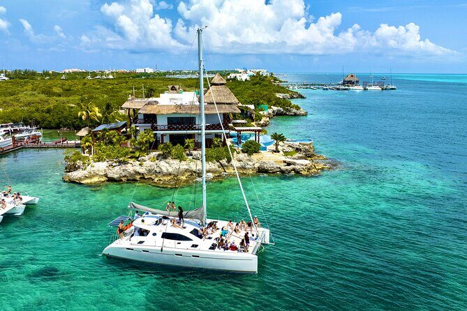 Cancun Catamaran: Isla Mujeres, Snorkeling, Drinks & Buffet Lunch - Snorkeling at El Meco Reef: Underwater Highlights