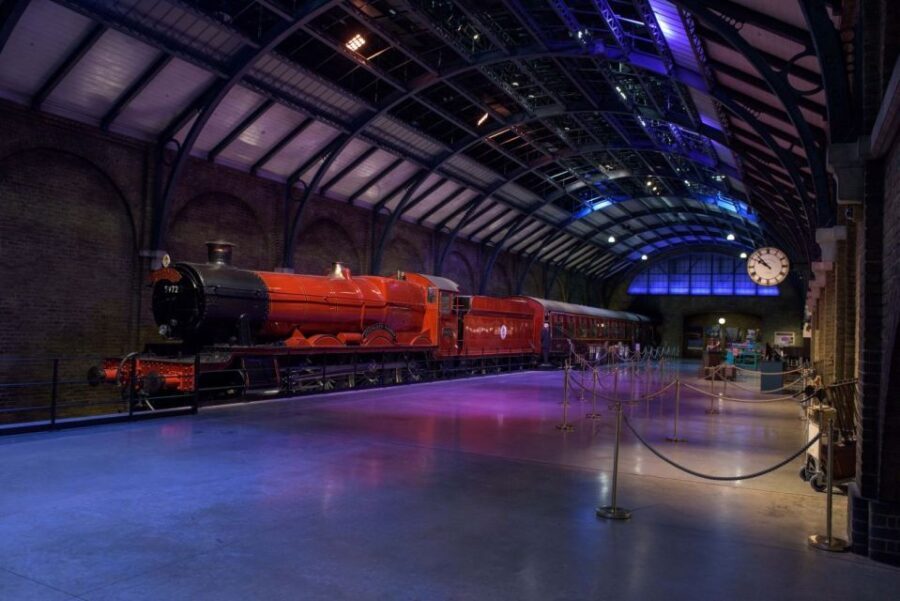 London: Harry Potter Warner Bros. Studio Tour with Transfer - Key Points