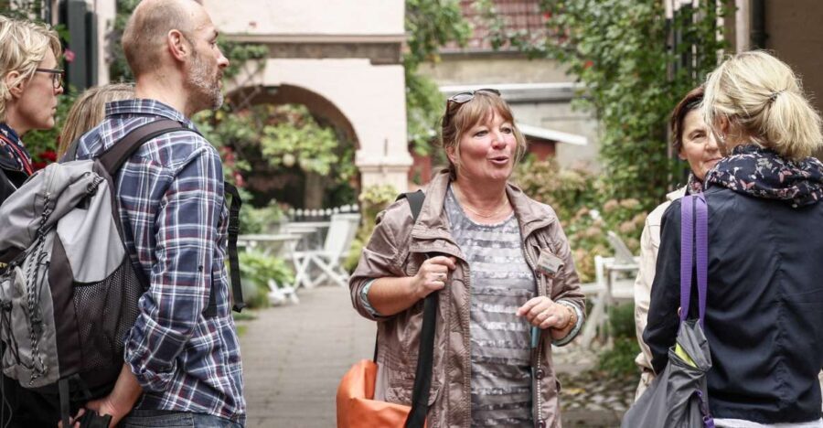 Lübeck: Entertaining Tour Through Hidden Courtyards - The Itinerary in Detail