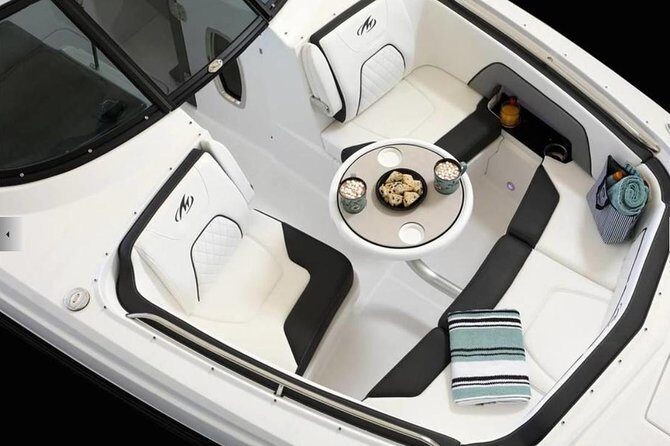 Luxury Private Boat Charter - What You Can Expect on Your Day Out