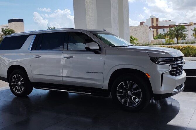 Luxury SUV Private Transfer Cancun Airport Playa del Carmen - The Authentic Experience in a Luxury Setting