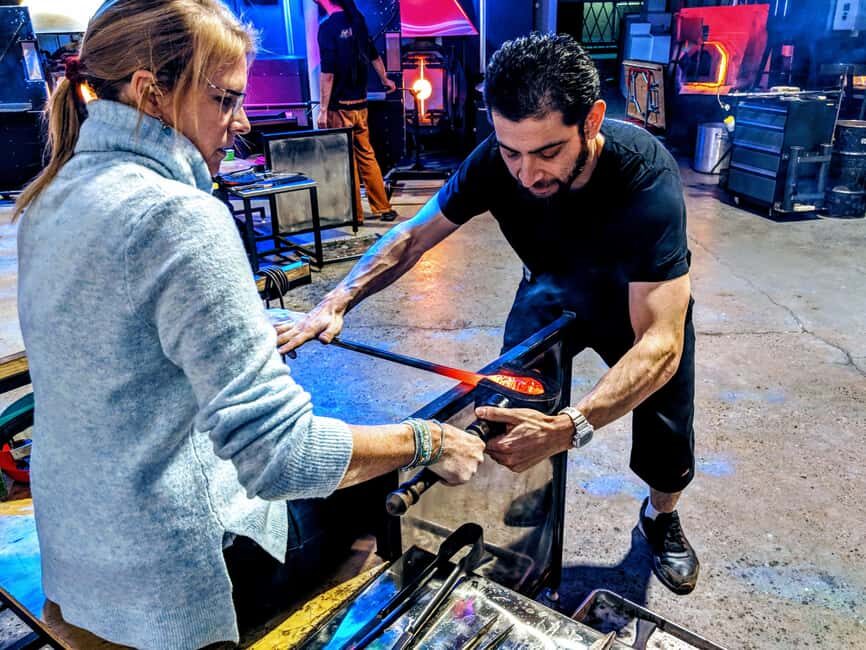 Seattle: Glassblowing Workshop Create Your Own Art